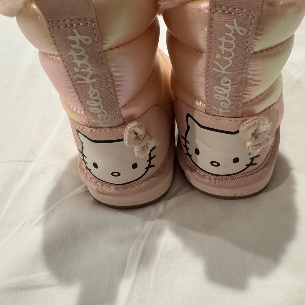 H&M Soft Pink winter boots